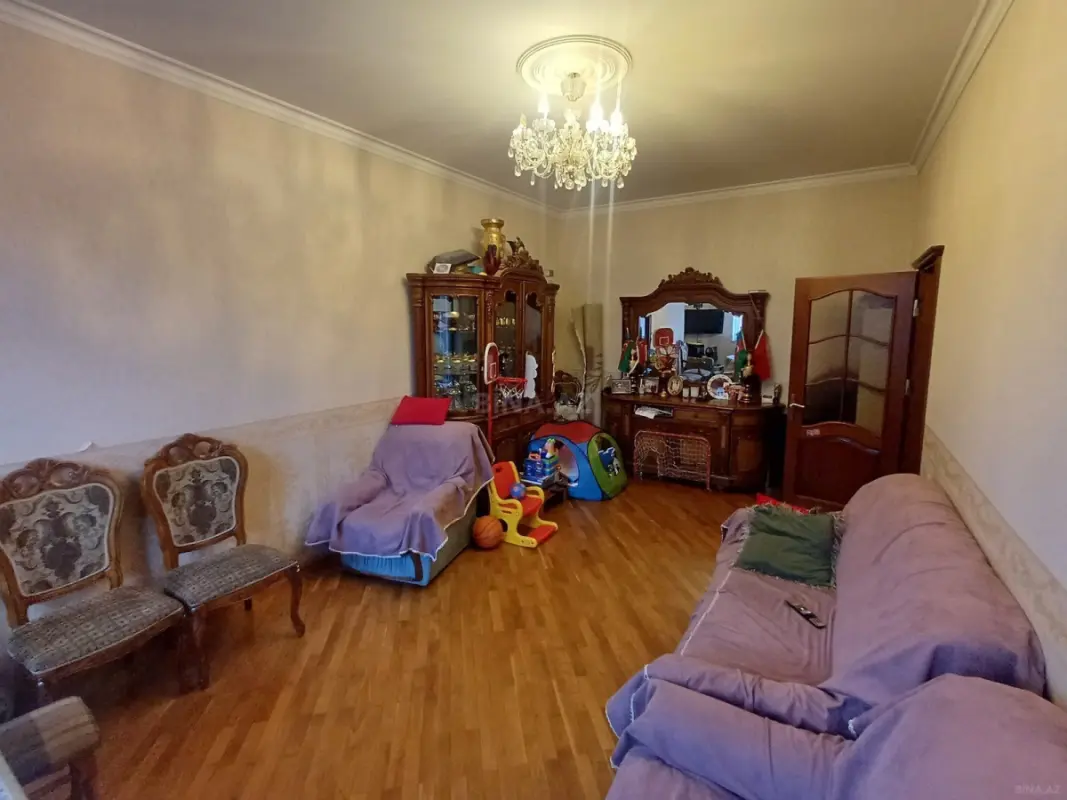 Satılır 2 otaqlı mənzil 75 m²