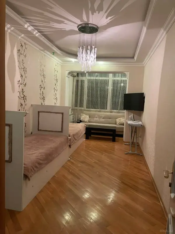 Kirayə verilir 3 otaqlı mənzil 120 m²