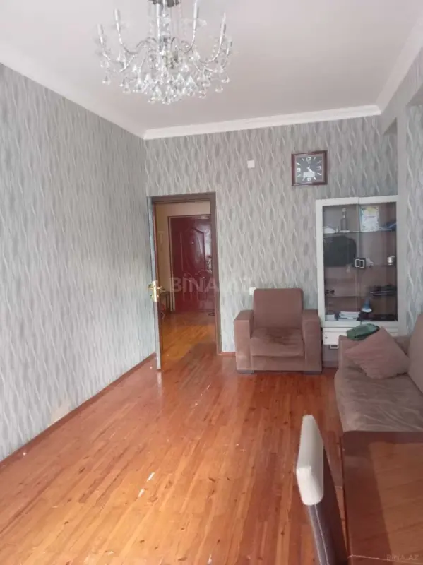 Satılır 2 otaqlı mənzil 70 m²