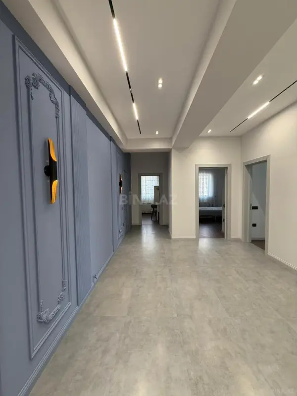 Kirayə verilir 4 otaqlı mənzil 163 m²