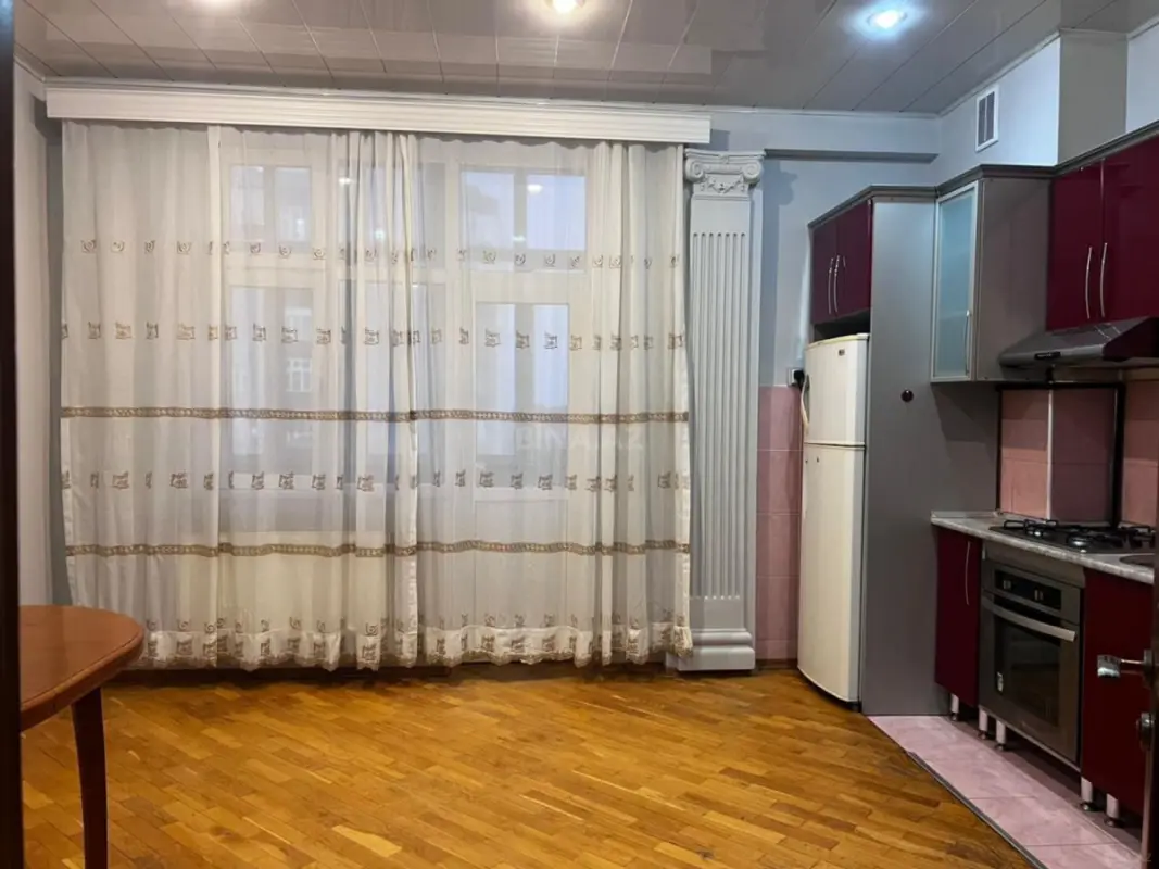 Satılır 3 otaqlı mənzil 125 m²