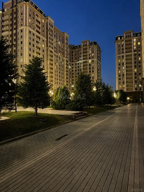 Satılır 2 otaqlı mənzil 68 m²