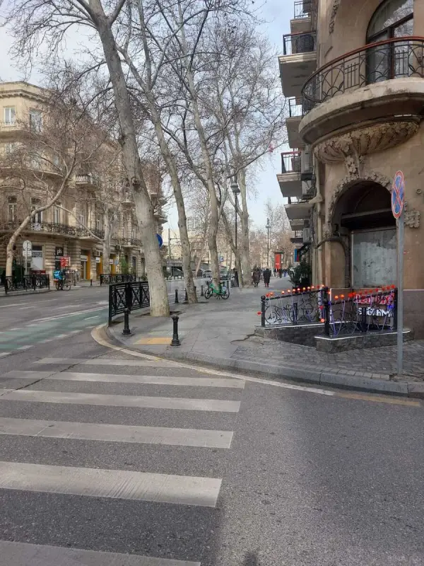 Kirayə verilir 1 otaqlı ofis 32 m²