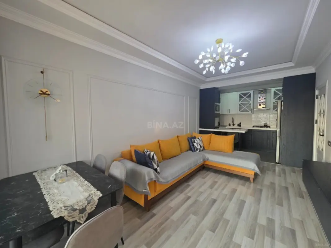 Satılır 3 otaqlı mənzil 82 m²