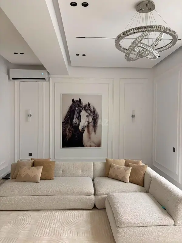 Kirayə verilir 2 otaqlı mənzil 120 m²