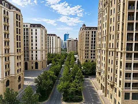 Kirayə verilir 4 otaqlı mənzil 180 m² — Bakı 4 otaq 180.00 m²