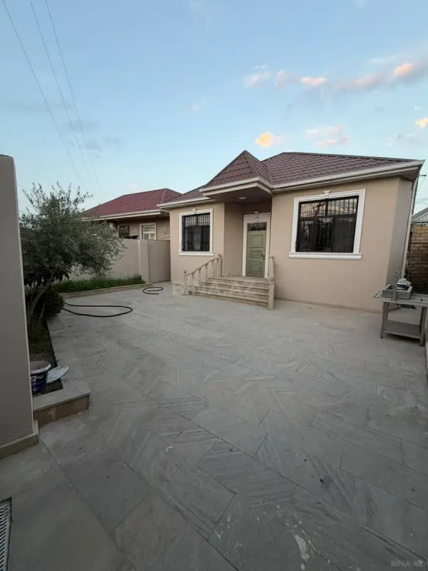 Satılır 4 otaqlı həyət evi 120 m²