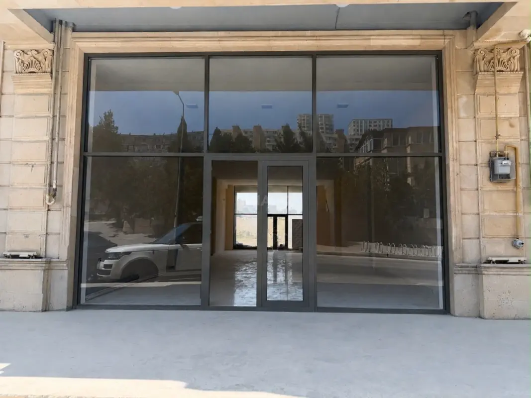 Satılır obyekt 135 m²