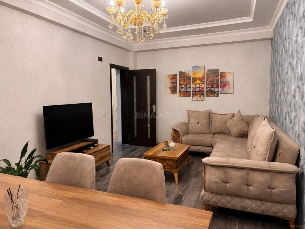 Satılır 2 otaqlı mənzil 65 m²