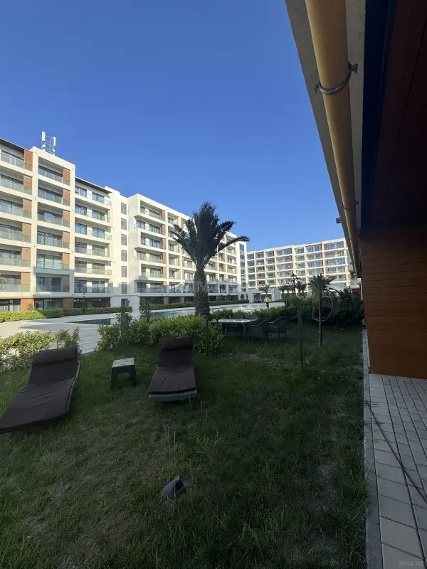 Satılır 3 otaqlı mənzil 140 m²