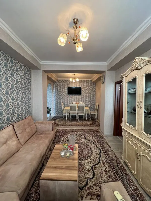 Satılır 3 otaqlı mənzil 74 m²
