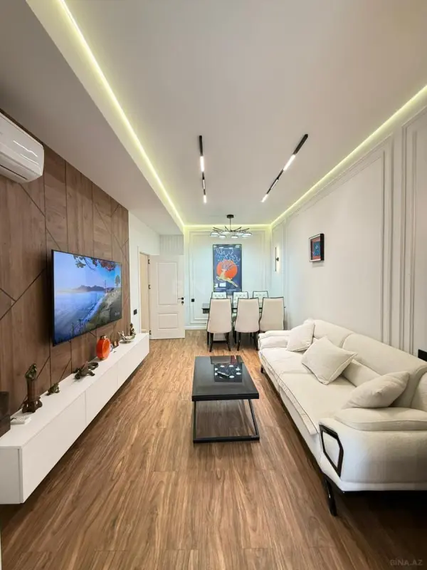 Kirayə verilir 2 otaqlı mənzil 67 m²