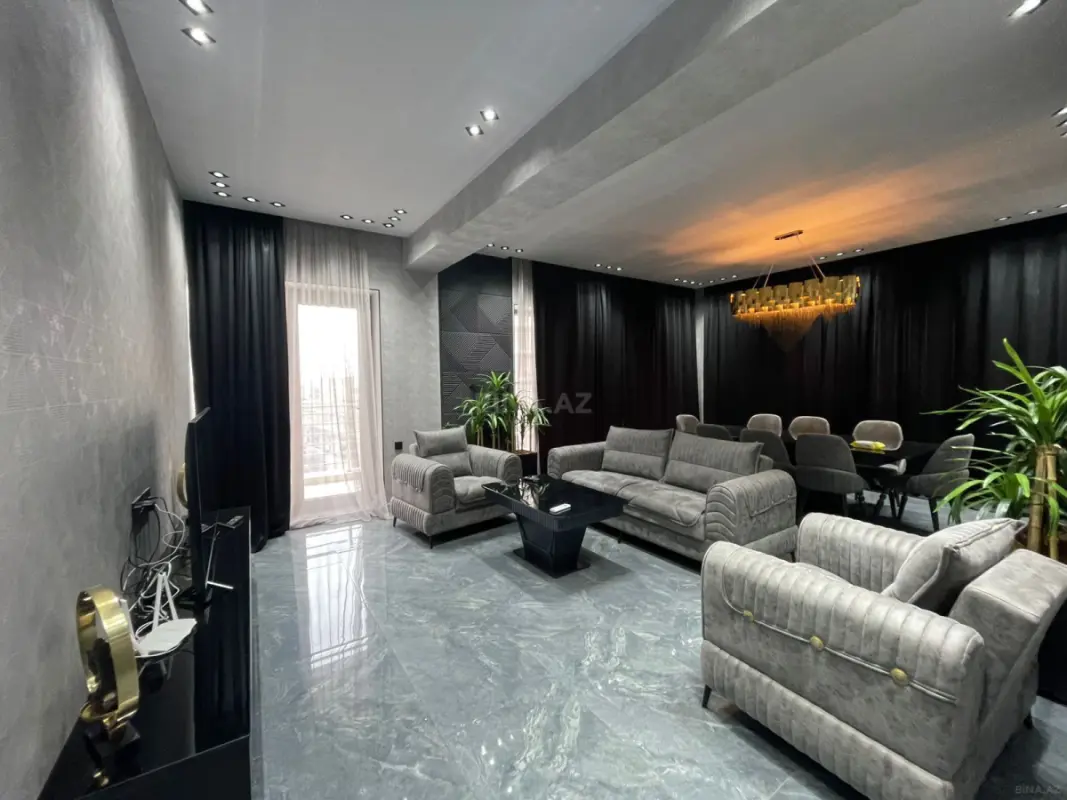 Kirayə verilir 3 otaqlı mənzil 157 m²