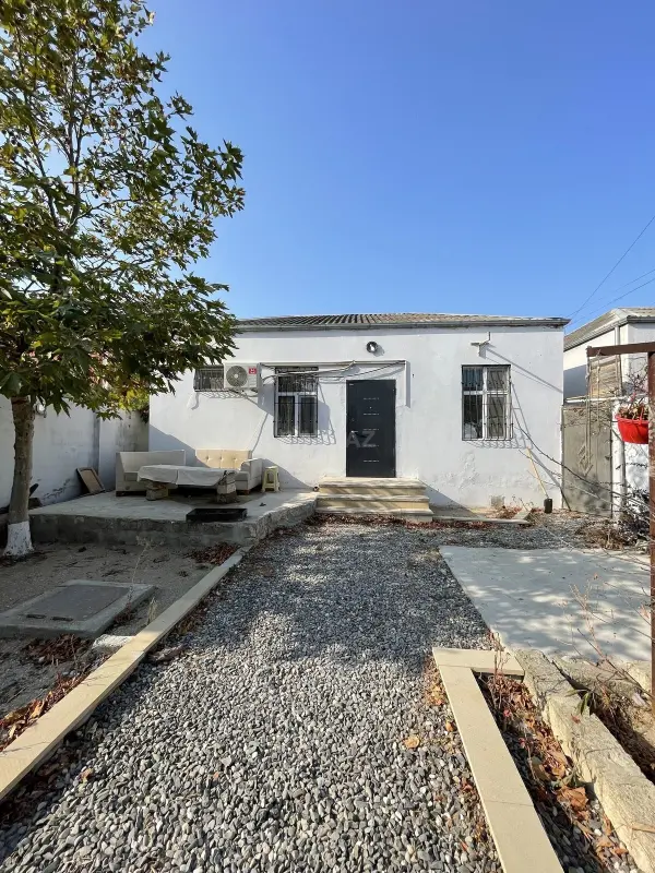 Satılır 2 otaqlı həyət evi 70 m²
