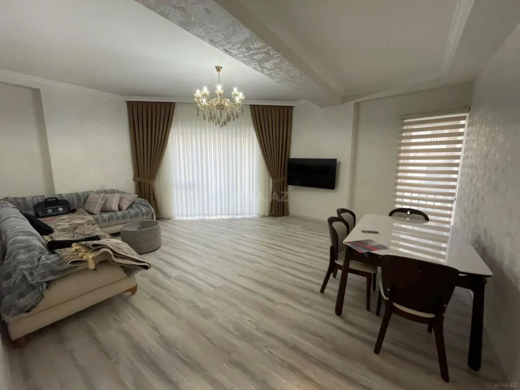 Kirayə verilir 3 otaqlı mənzil 120 m²