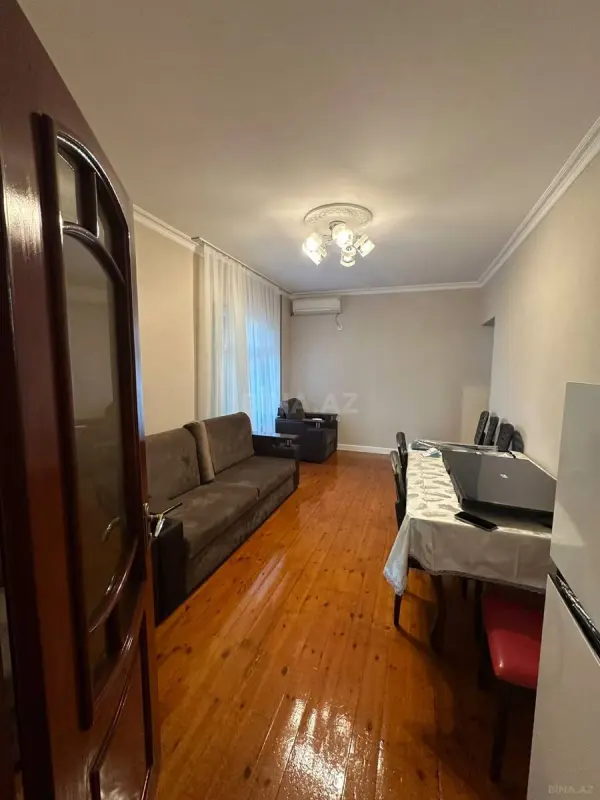 Kirayə verilir 2 otaqlı mənzil 55 m²