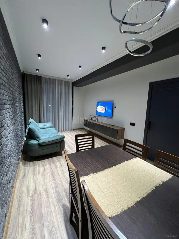 Satılır 2 otaqlı mənzil 70 m²