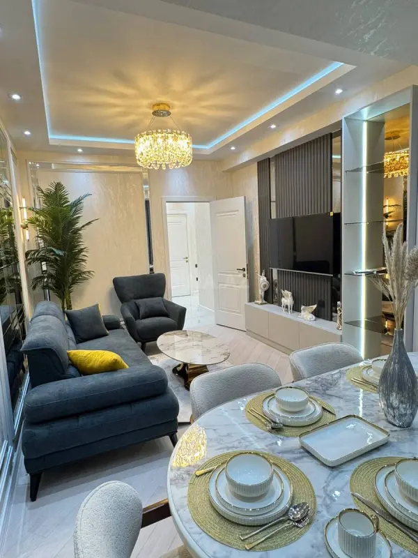Kirayə verilir 2 otaqlı mənzil 100 m²