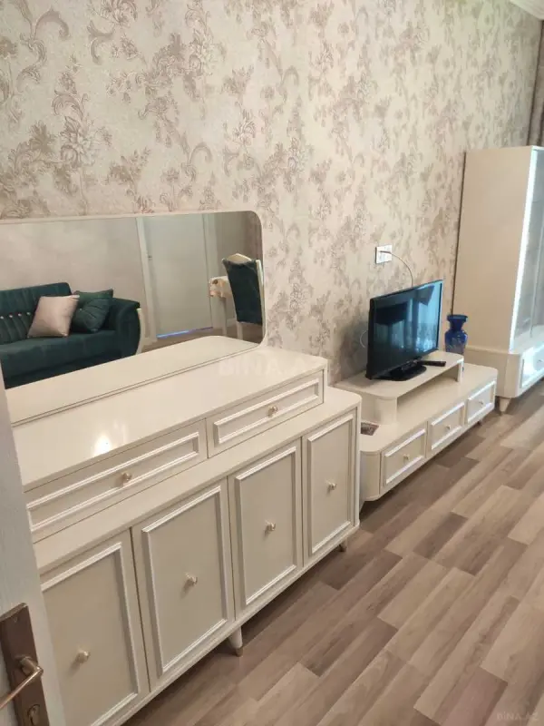 Kirayə verilir 3 otaqlı mənzil 110 m²