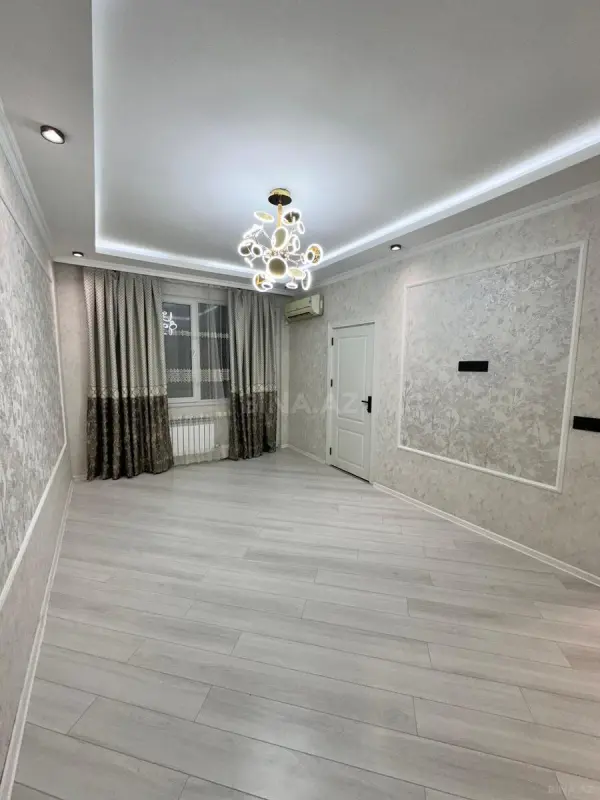 Satılır 2 otaqlı mənzil 68 m²