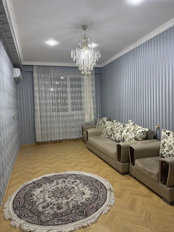 Satılır 2 otaqlı mənzil 72 m²
