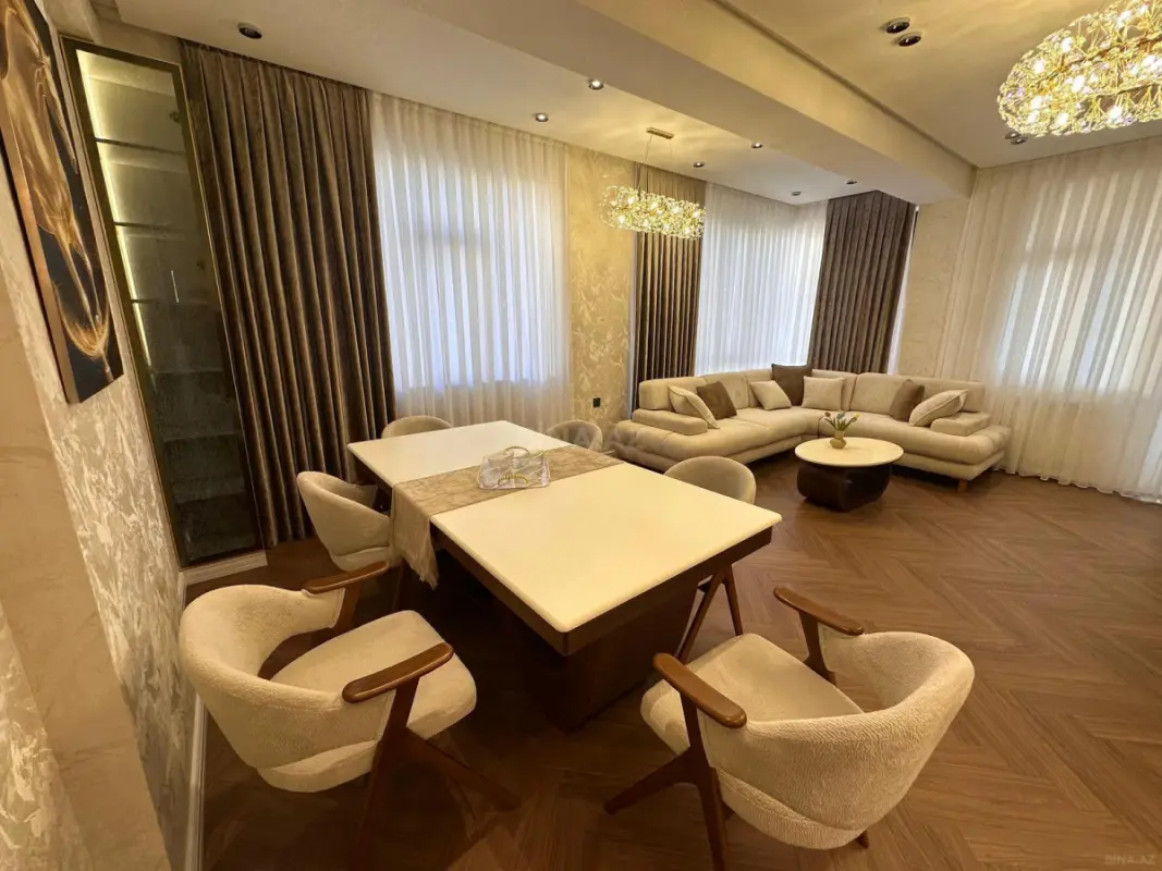 Satılır 3 otaqlı mənzil 122 m²