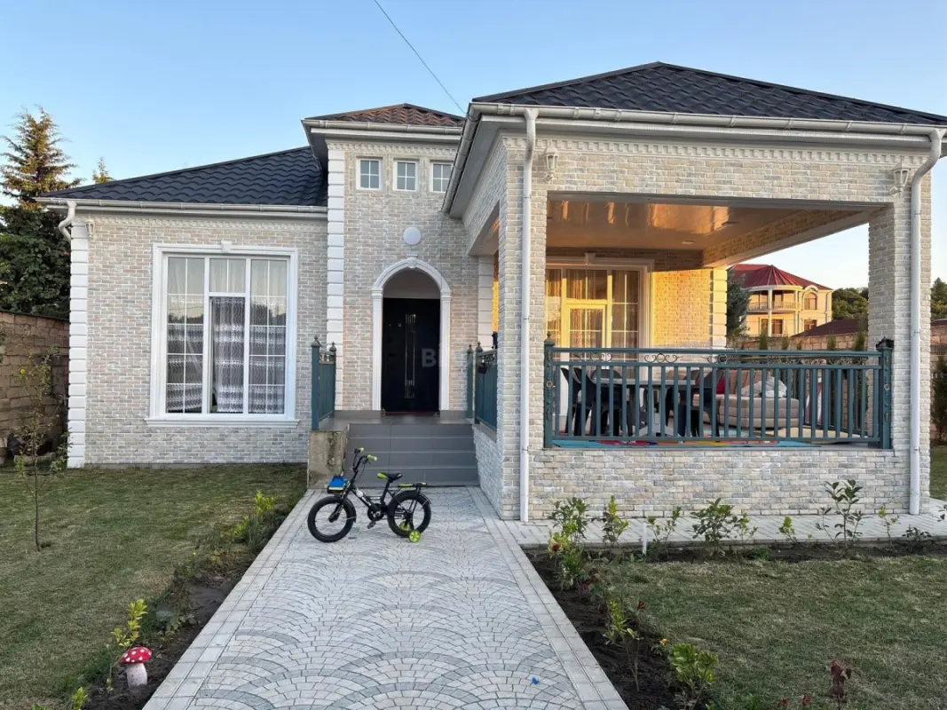 Satılır 4 otaqlı həyət evi 120 m²