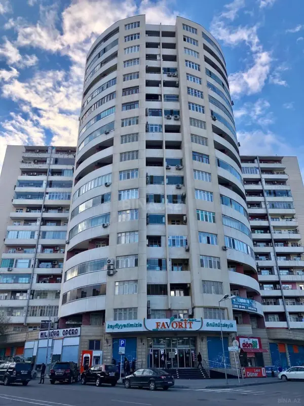Kirayə verilir 2 otaqlı mənzil 75 m²