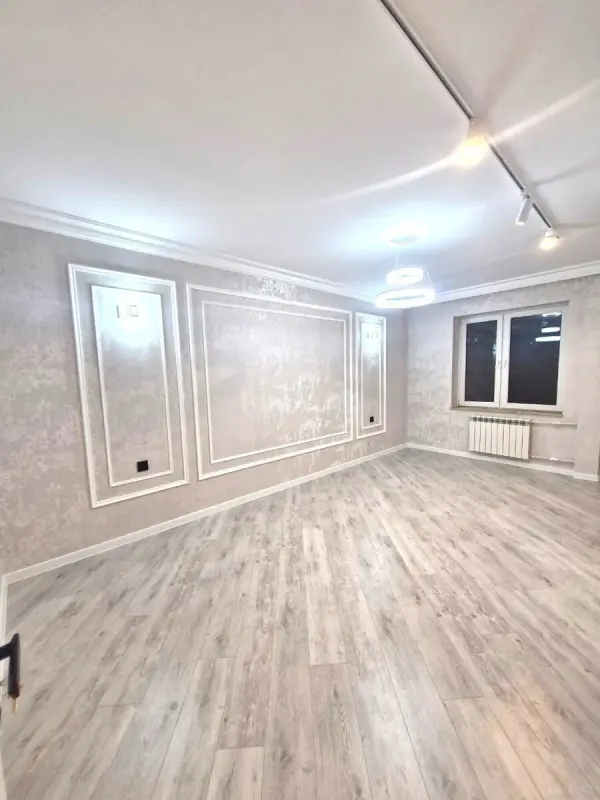 Satılır 4 otaqlı mənzil 85 m²