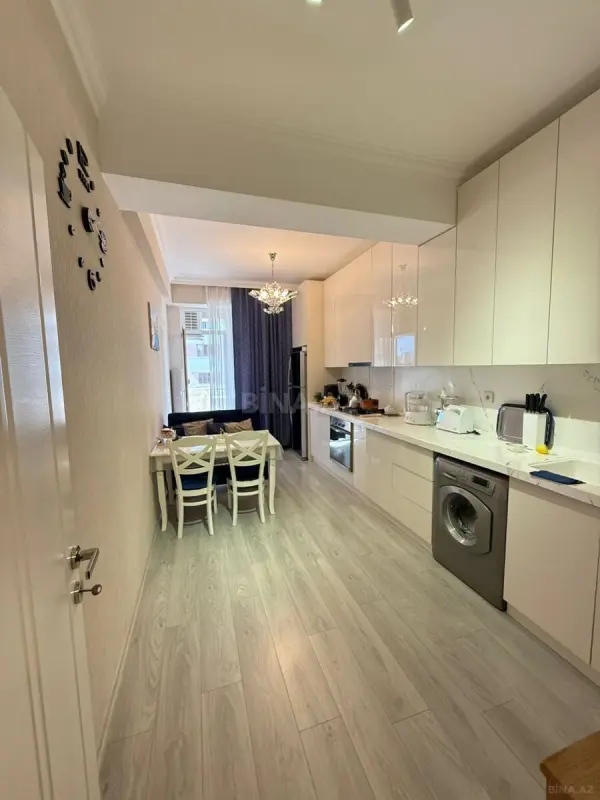 Kirayə verilir 2 otaqlı mənzil 78 m²