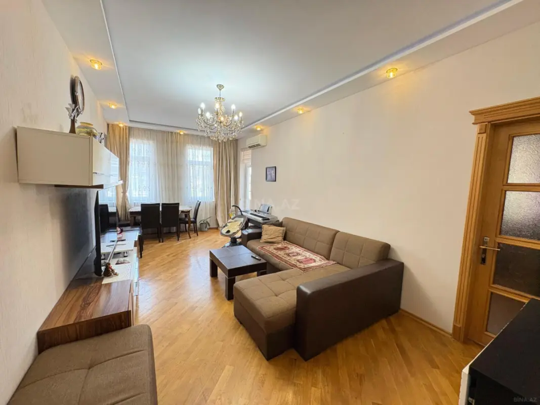 Satılır 2 otaqlı mənzil 90 m²