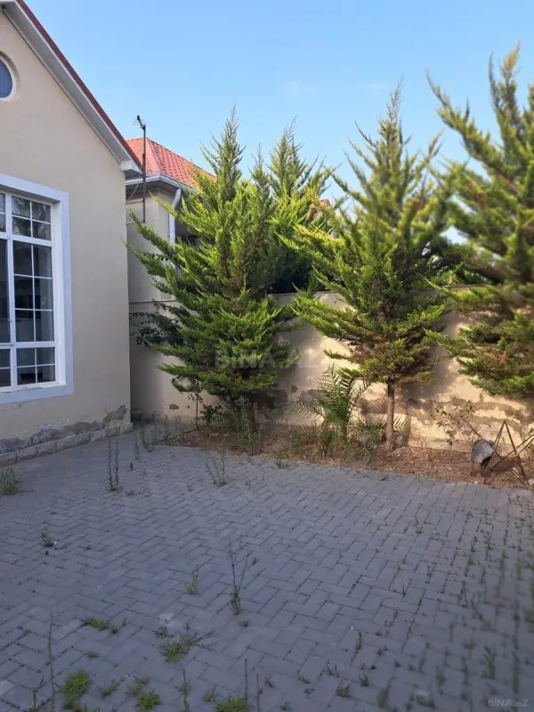 Satılır 4 otaqlı həyət evi 100 m²