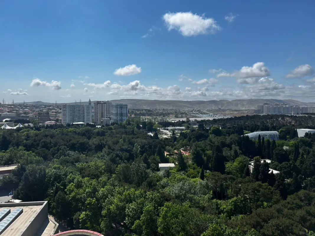 Satılır 3 otaqlı mənzil 150 m²