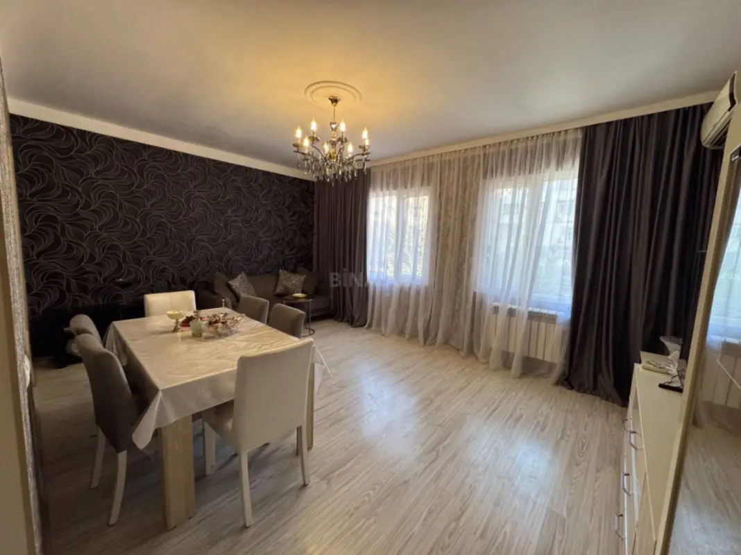 Satılır 3 otaqlı mənzil 75 m²