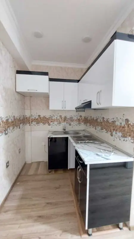Satılır 2 otaqlı mənzil 52 m²