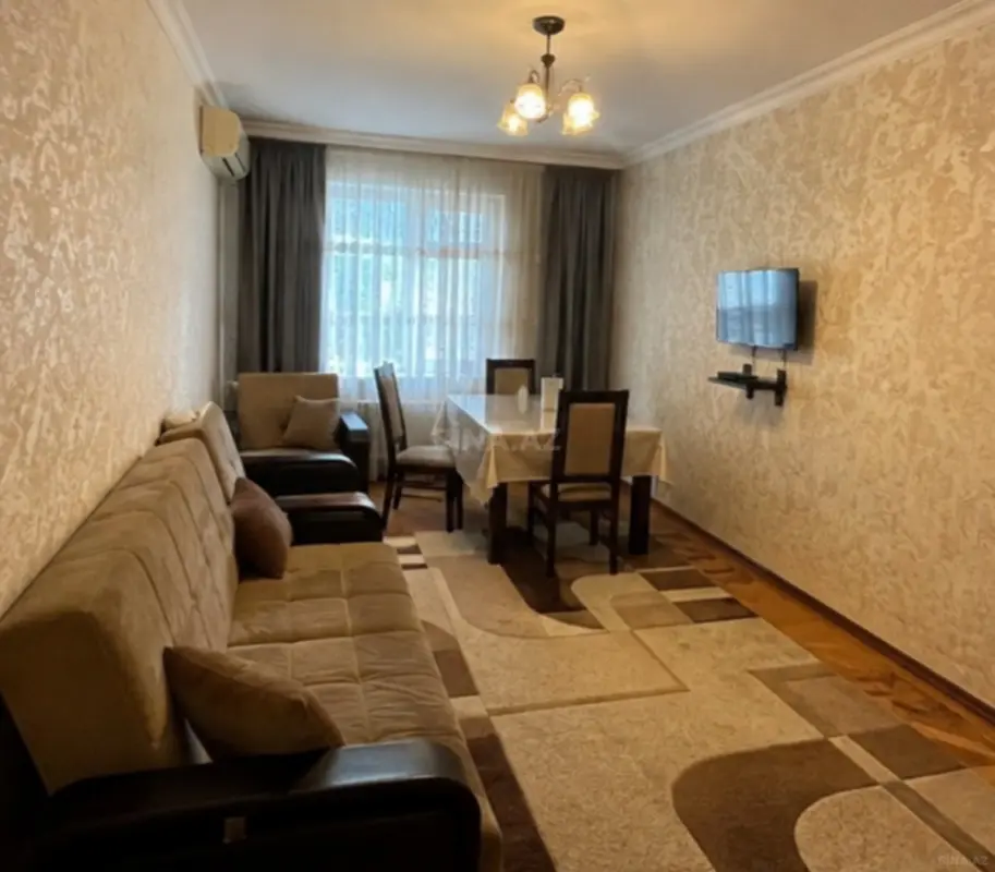 Satılır 2 otaqlı mənzil 70 m²