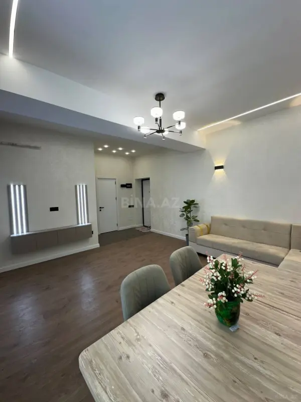 Kirayə verilir 2 otaqlı mənzil 63 m²