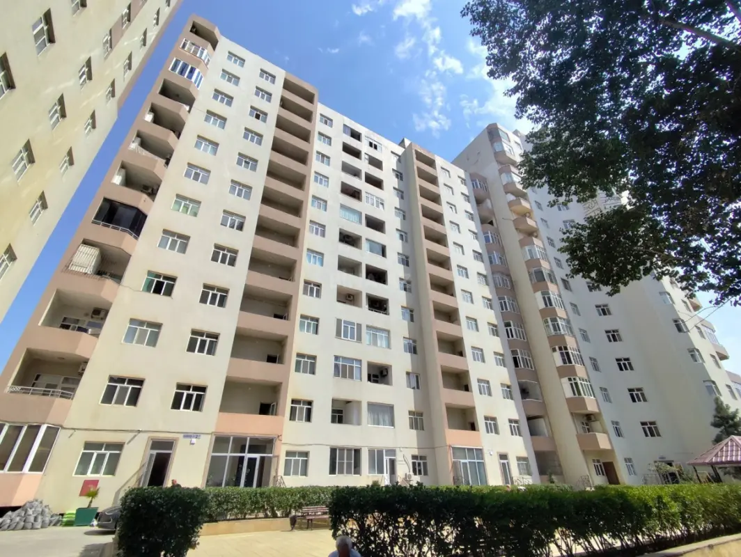 Satılır 2 otaqlı mənzil 80 m²