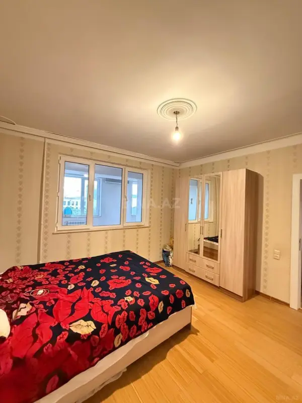 Satılır 3 otaqlı mənzil 95 m²