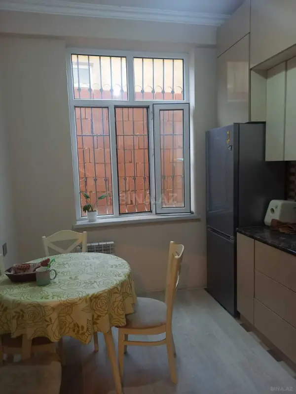Satılır 2 otaqlı mənzil 61 m²