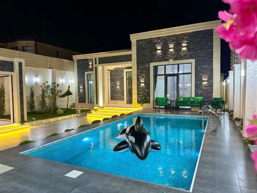 Satılır 4 otaqlı həyət evi 210 m²