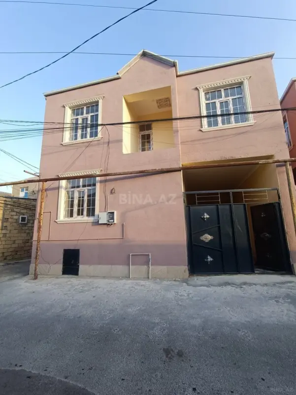 Satılır 5 otaqlı həyət evi 150 m²