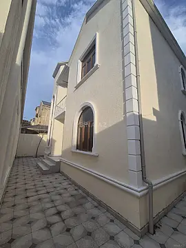 Kirayə verilir 4 otaqlı həyət evi 160 m² — Xırdalan 4 otaq 160.00 m²