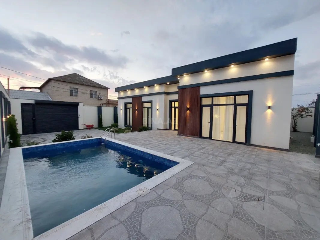Satılır 4 otaqlı həyət evi 161 m²