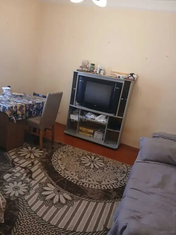 Kirayə verilir 2 otaqlı həyət evi 58 m²