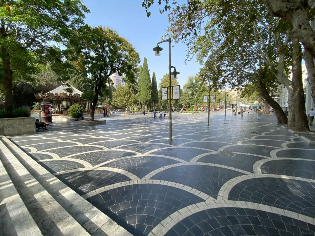 Satılır 3 otaqlı mənzil 103 m²