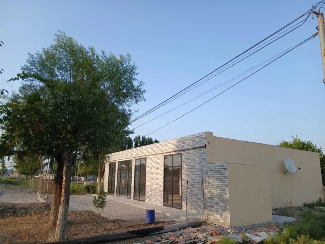 Satılır obyekt 150 m²
