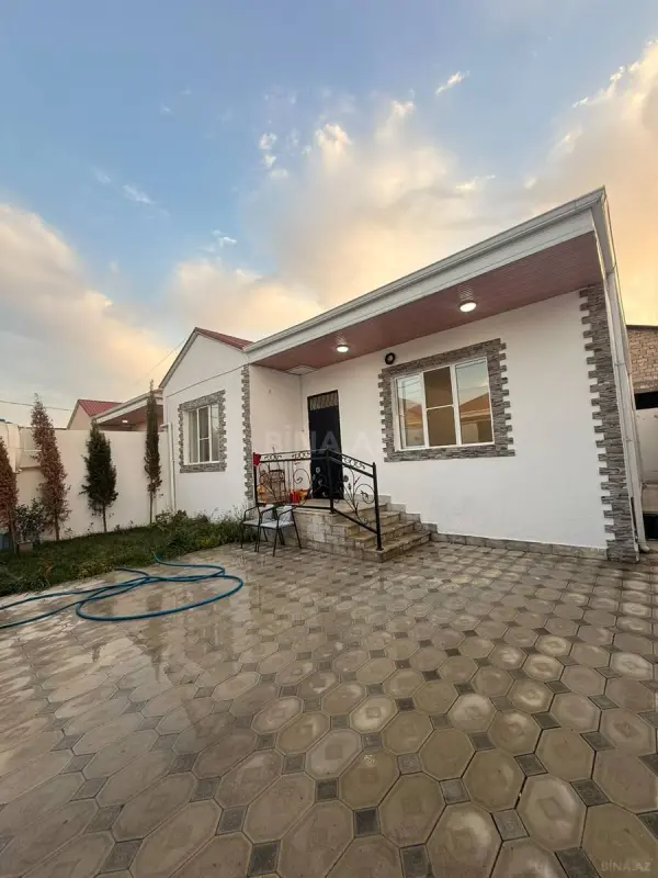 Satılır 3 otaqlı həyət evi 115 m²