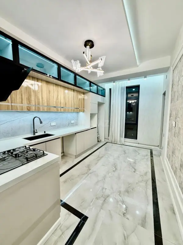 Satılır 2 otaqlı mənzil 76 m²