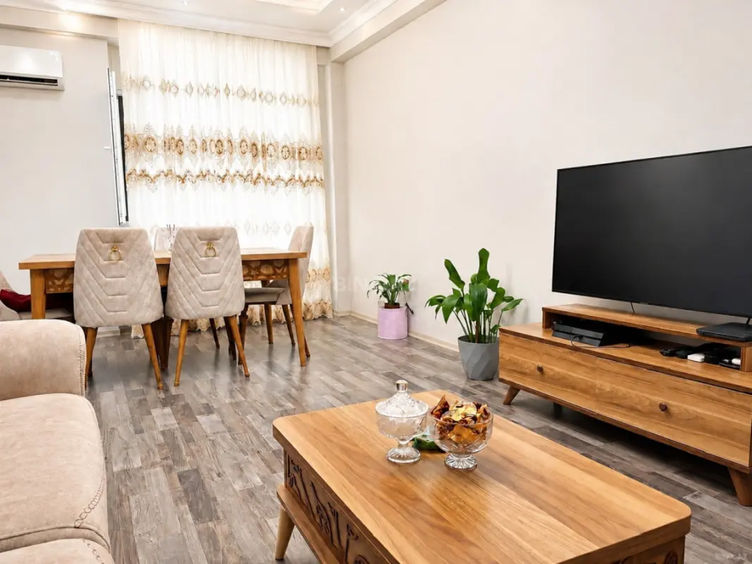 Satılır 2 otaqlı mənzil 63 m²